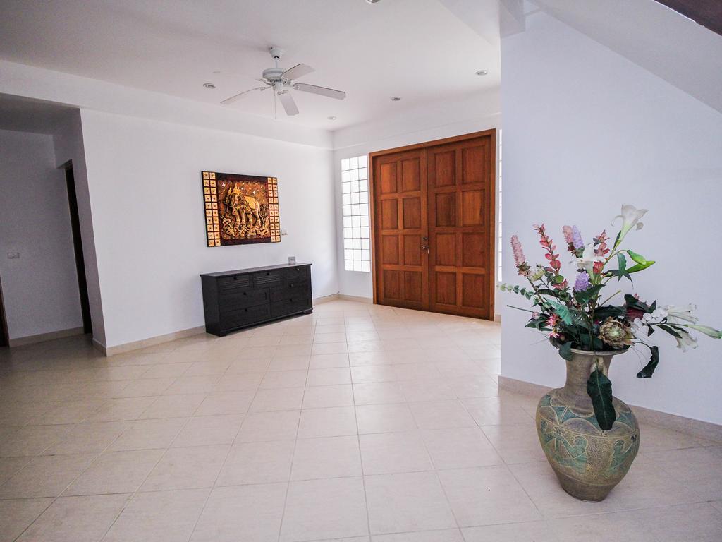 Naklua Pool Villa By Pattaya Sunny Rentals Extérieur photo