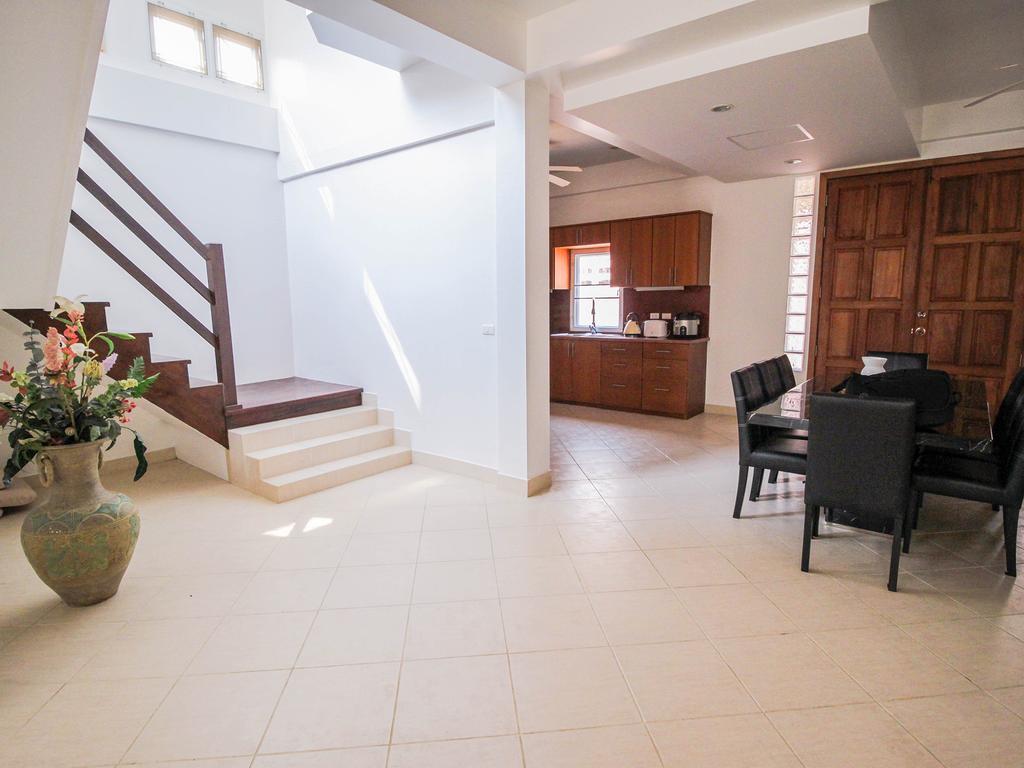 Naklua Pool Villa By Pattaya Sunny Rentals Extérieur photo