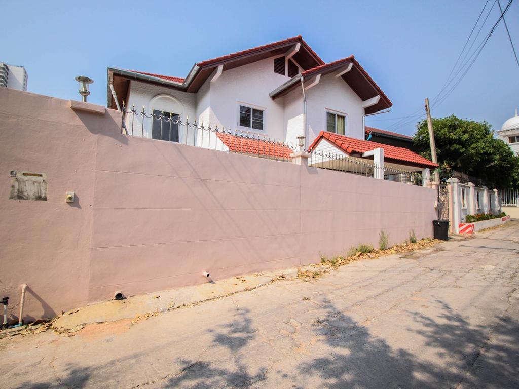 Naklua Pool Villa By Pattaya Sunny Rentals Extérieur photo